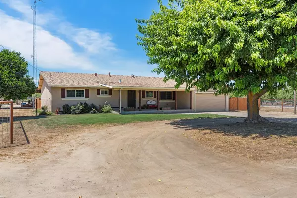 Hughson, CA 95326,5001 Tully RD