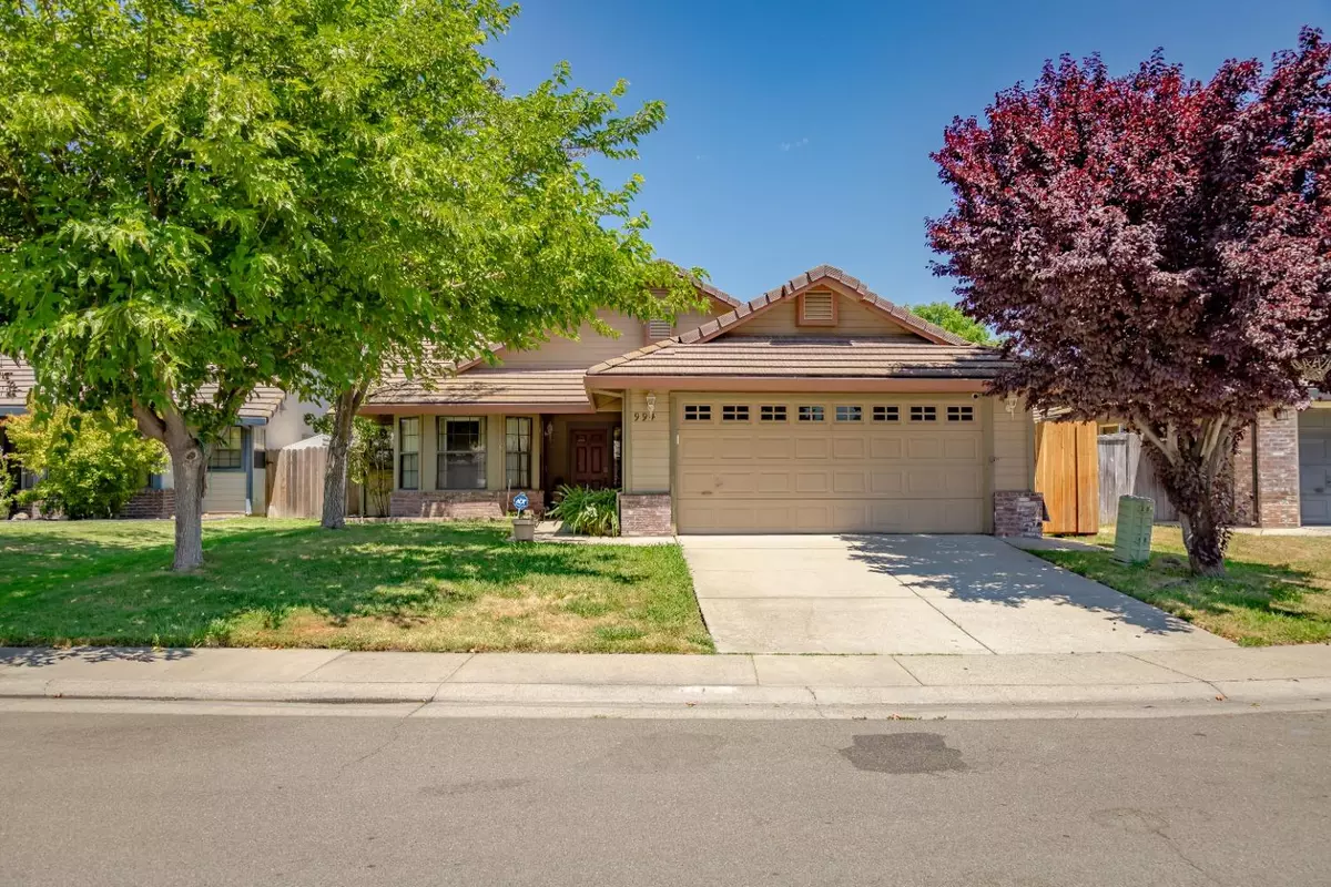 Galt, CA 95632,994 Cedar Canyon CIR