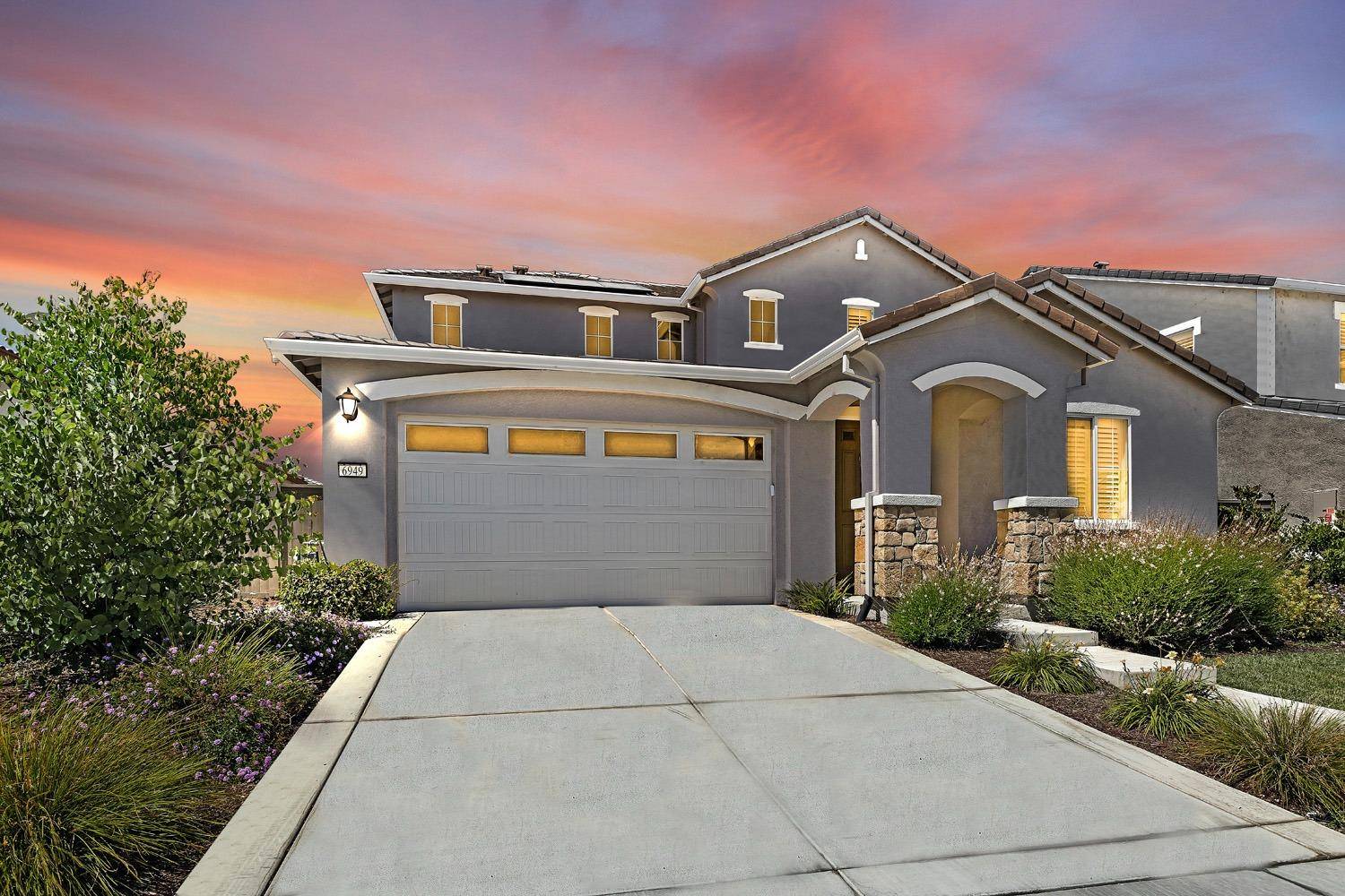 6949 Whalers WAY, Stockton, CA 95219