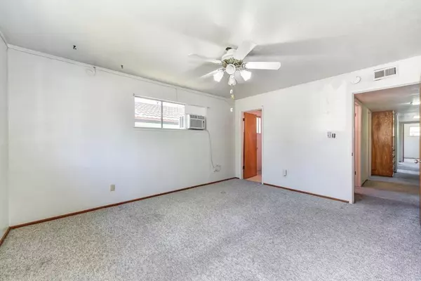 Sacramento, CA 95822,812 Skipper CIR