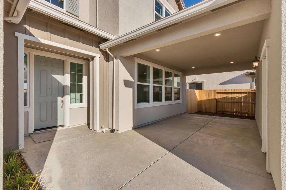 Roseville, CA 95747,516 Cashmere CT
