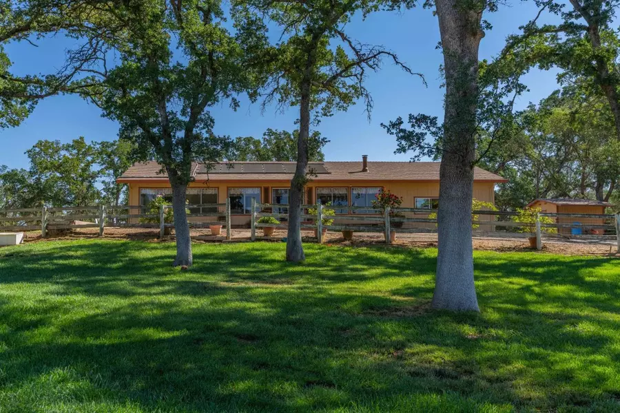 5960 Tonzi RD, Ione, CA 95640