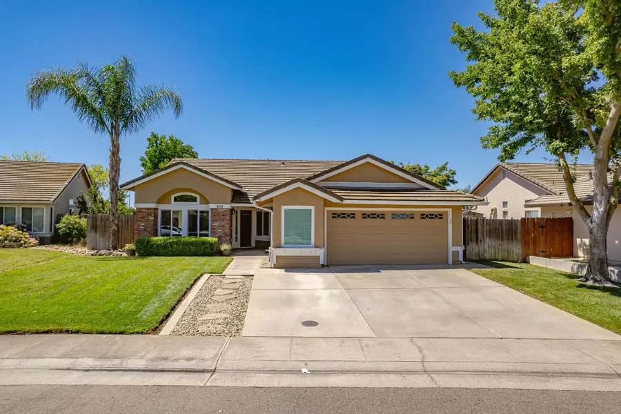 956 Colson WAY, Galt, CA 95632