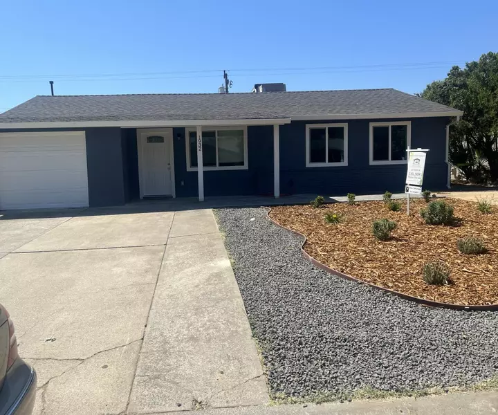 1932 Bowling Green DR, Sacramento, CA 95815