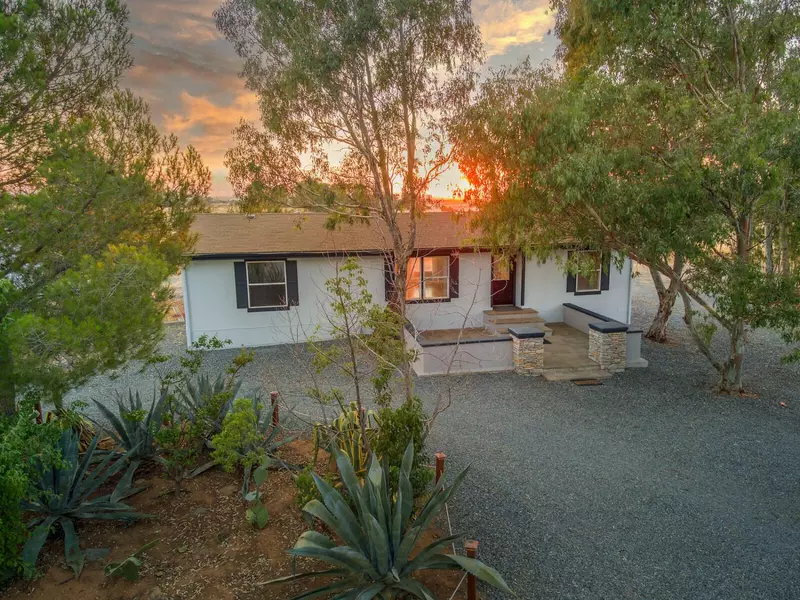 4136 Kapaka LN, Wheatland, CA 95692