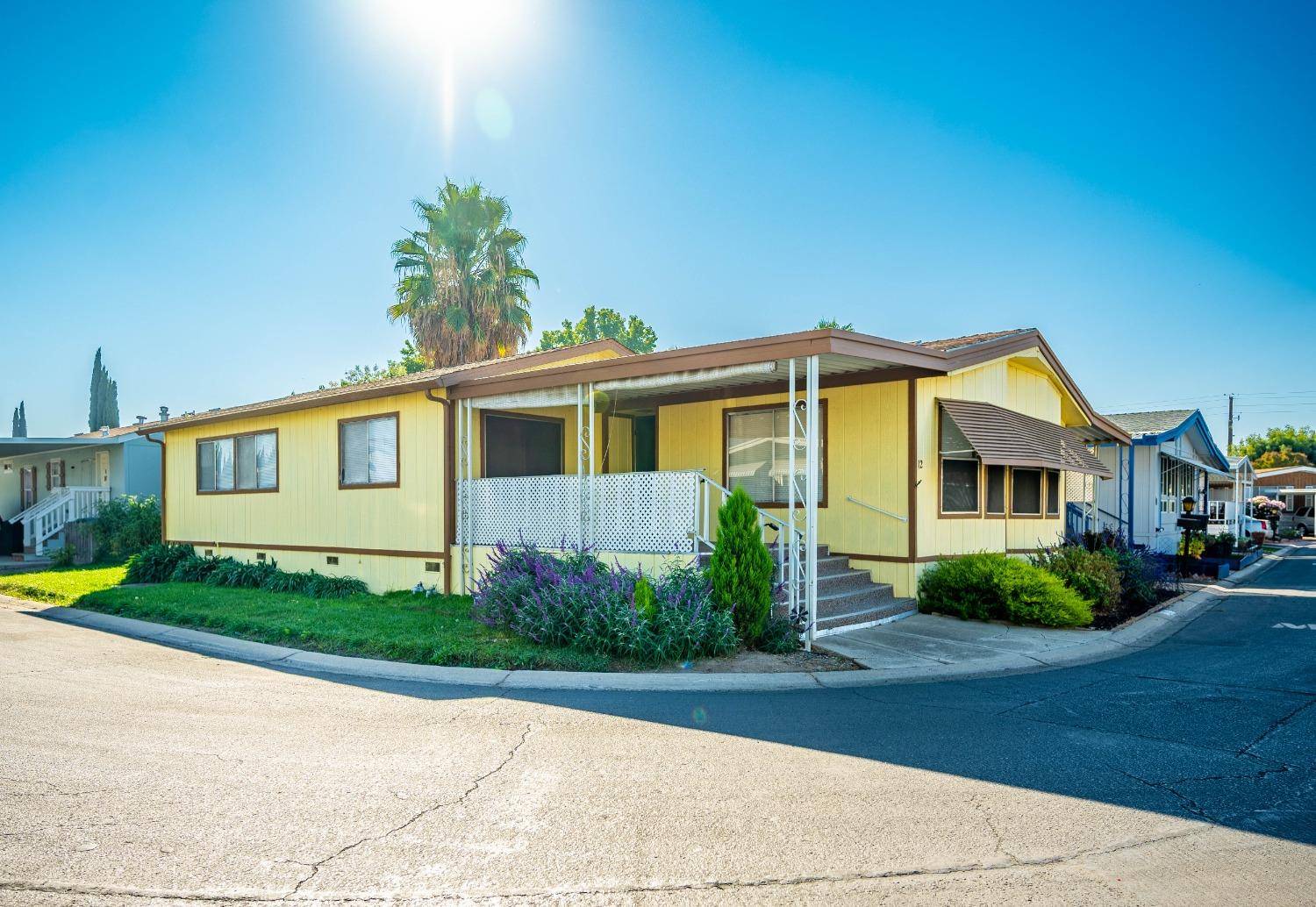 12 Schooner LN, Modesto, CA 95356