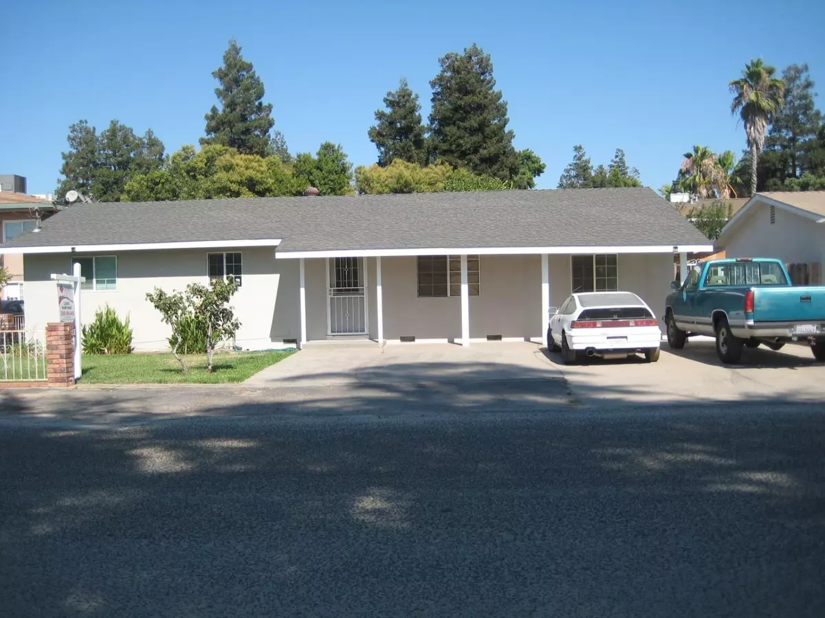 Winton, CA 95388,7192 Suzie ST