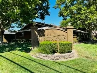 Sacramento, CA 95841,4713 Amber LN #3