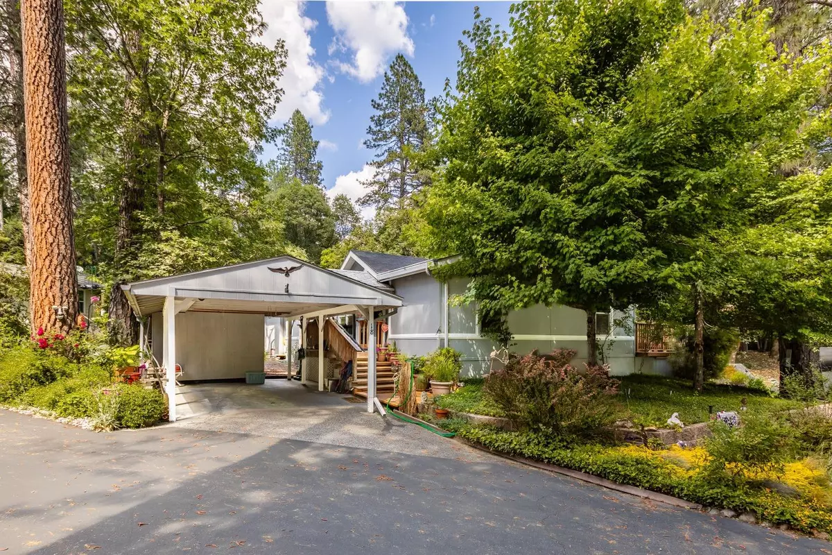 Nevada City, CA 95959,251 Willow Valley RD #18