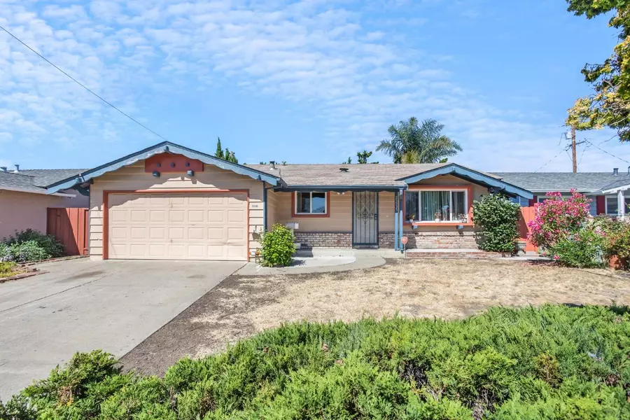 25535 Calaroga AVE, Hayward, CA 94545