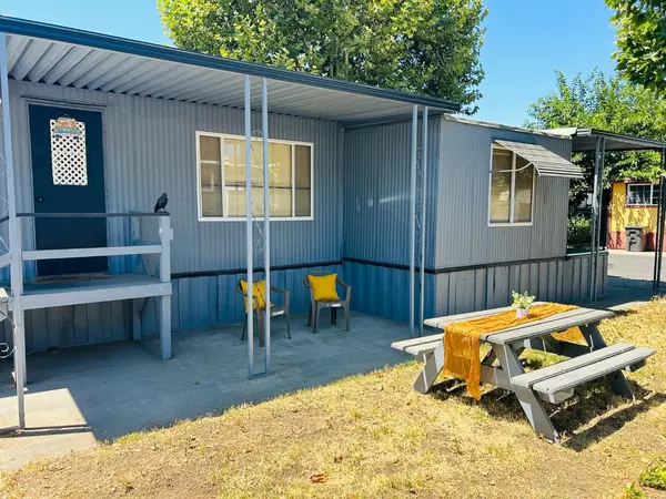 11303 N Highway 99 #70, Lodi, CA 95240