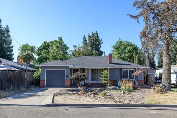 100 E SYRACUSE AVE, Turlock, CA 95380