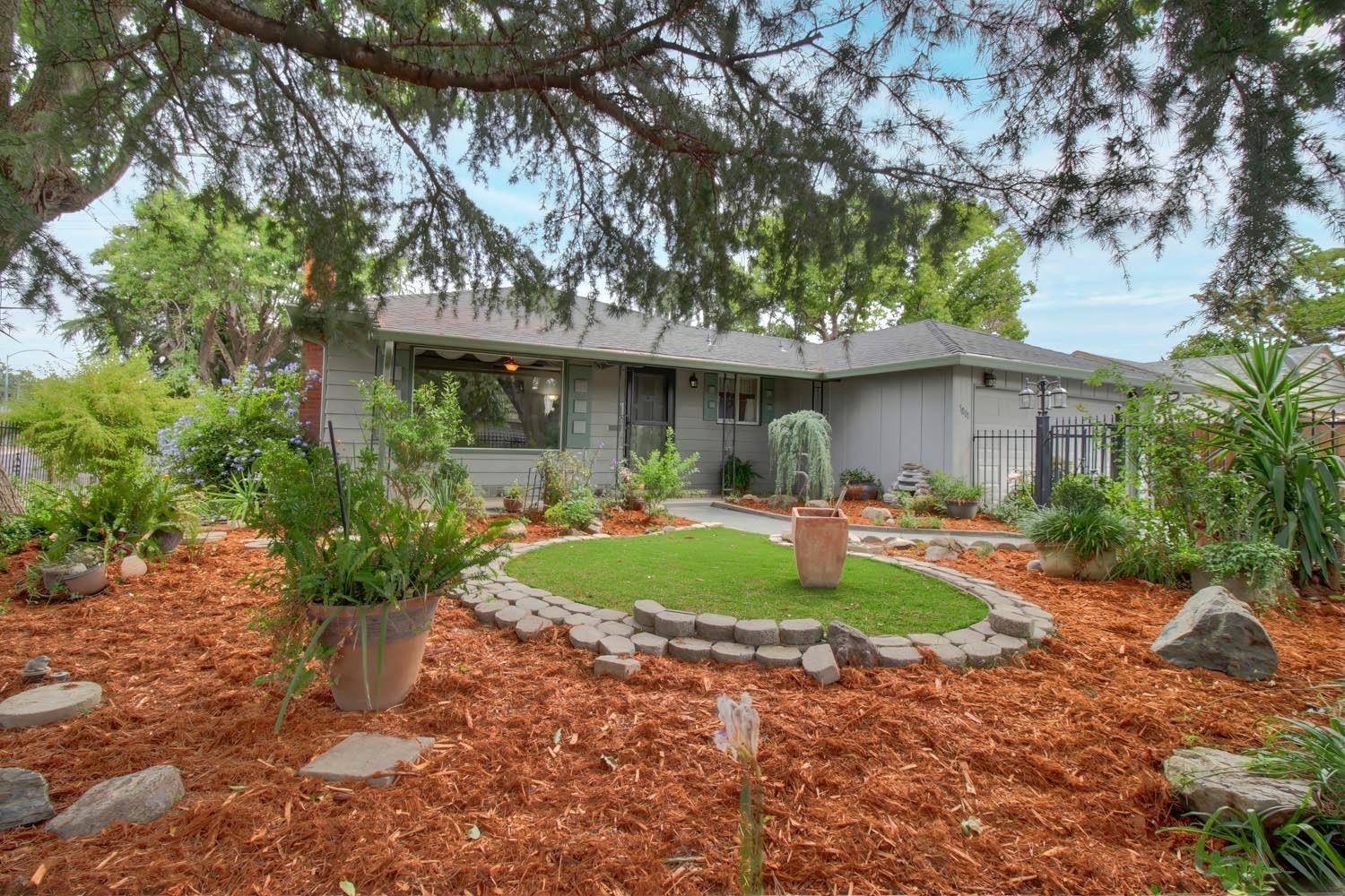 5001 32nd AVE, Sacramento, CA 95824