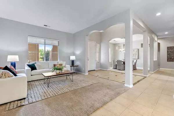 Elk Grove, CA 95624,9787 Helenite CT