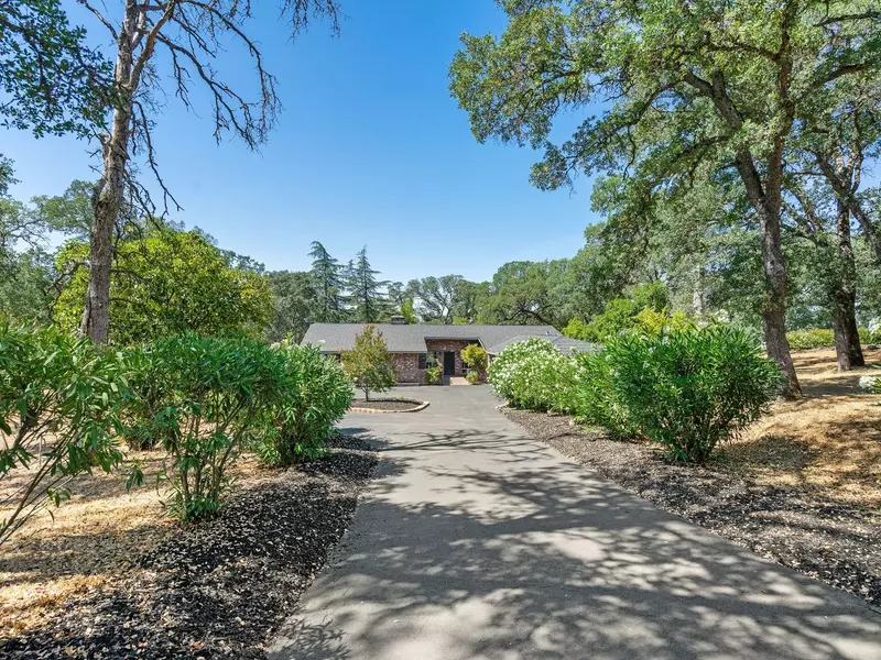 2190 Peggy LN, El Dorado Hills, CA 95762