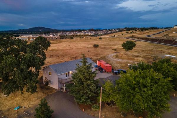 4040 Hawk View RD, El Dorado Hills, CA 95762