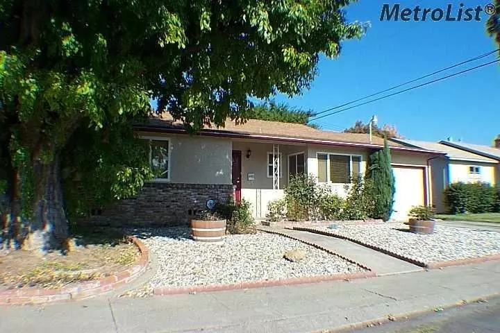 4421 Santa Monica AVE, Sacramento, CA 95824