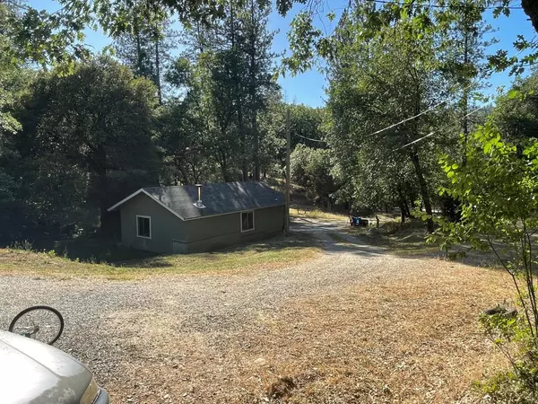 Nevada City, CA 95959,16460 Trails End RD