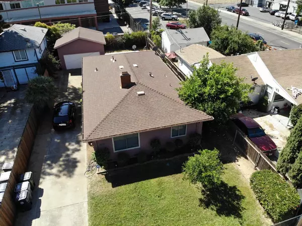 Sacramento, CA 95820,3828 17th AVE