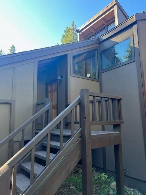 Truckee, CA 96161,6023 Mill