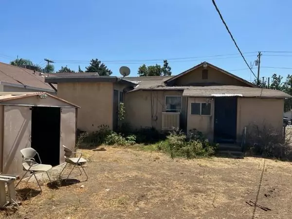 Livingston, CA 95334,1325 F ST