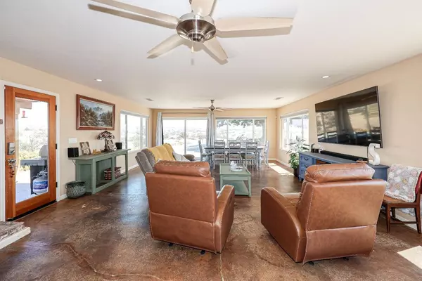 Raymond, CA 93653,26905 Road 407