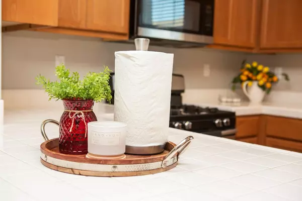 Roseville, CA 95661,205 Rochdale ST