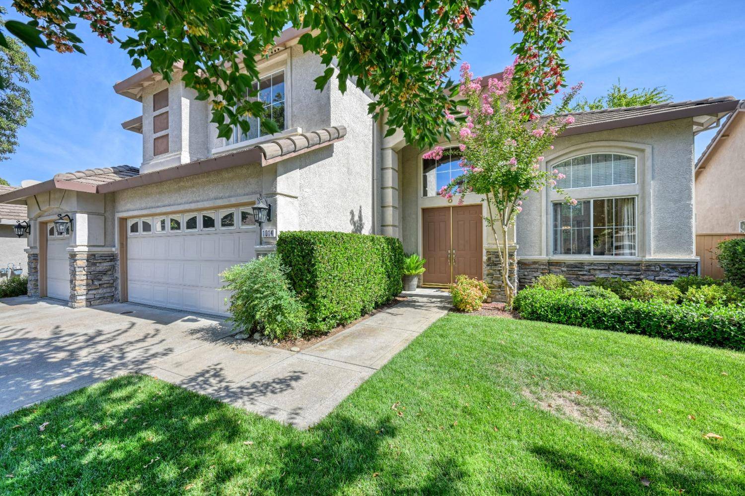 Folsom, CA 95630,1014 Houston CIR