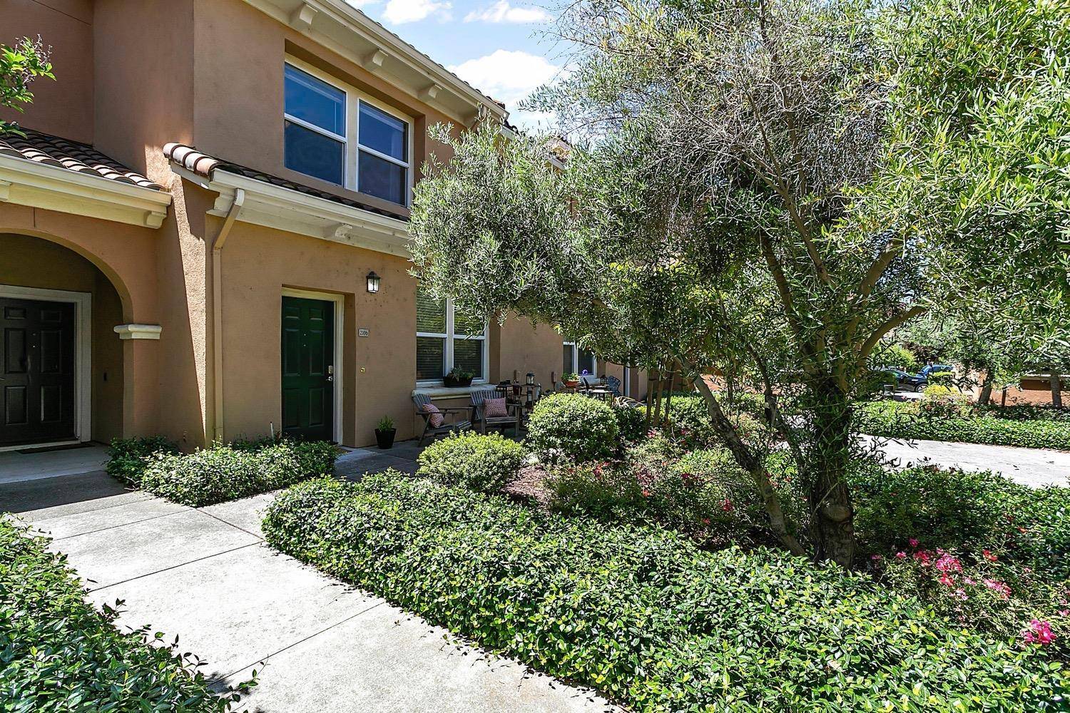 4800 Westlake Pkwy #2106, Sacramento, CA 95835