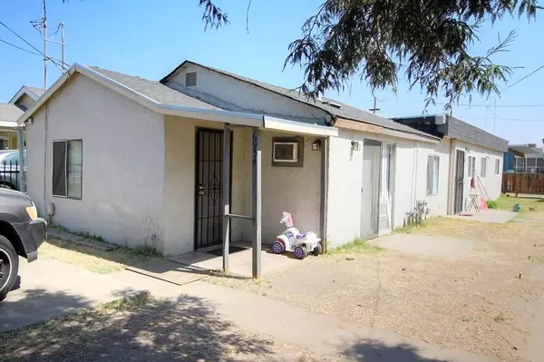 6956 Center ST, Winton, CA 95388