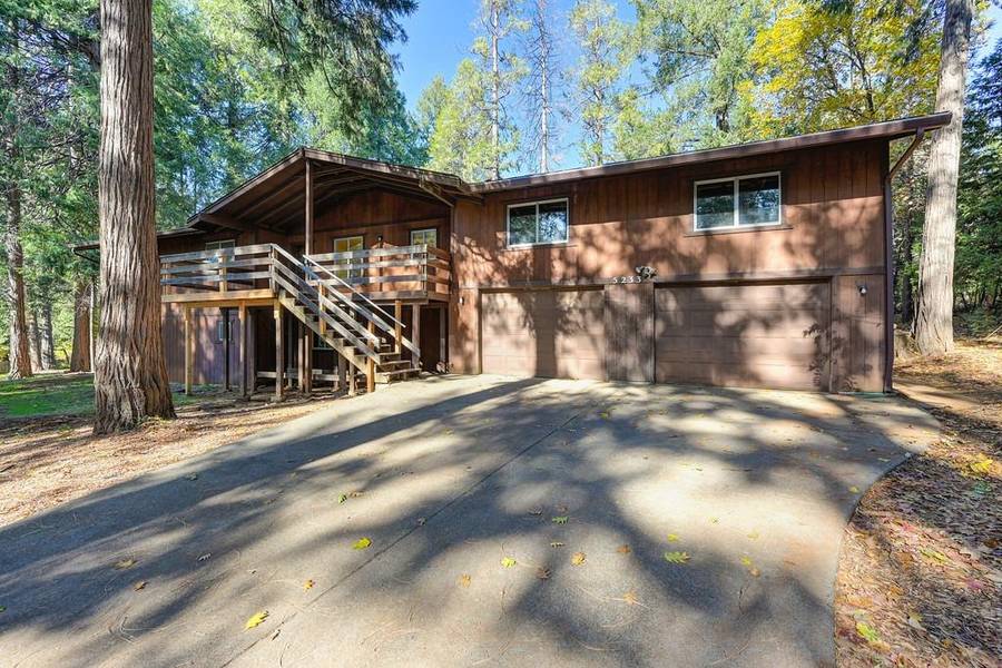 5233 Gilmore RD, Pollock Pines, CA 95726