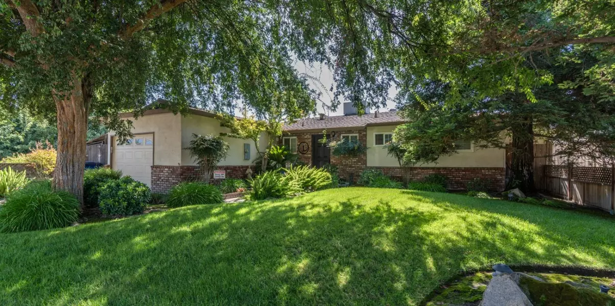 2673 Marguerite ST, Dos Palos, CA 93620