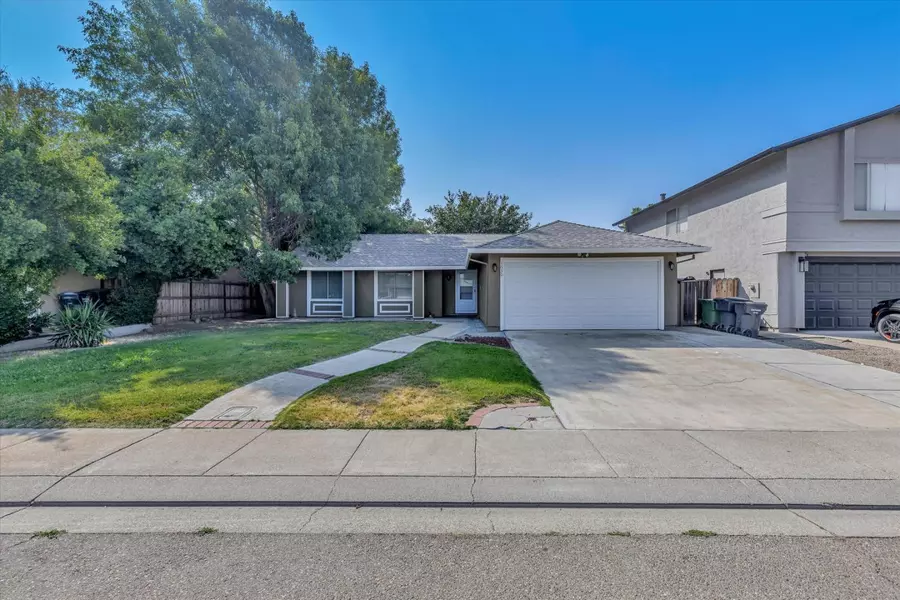 1630 Valerie LN, Tracy, CA 95376