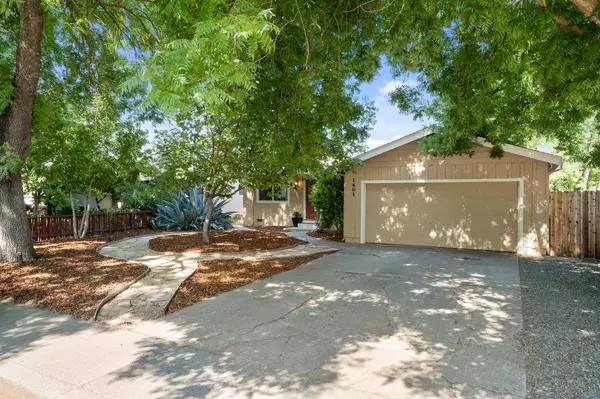 1401 Cypress LN, Davis, CA 95616