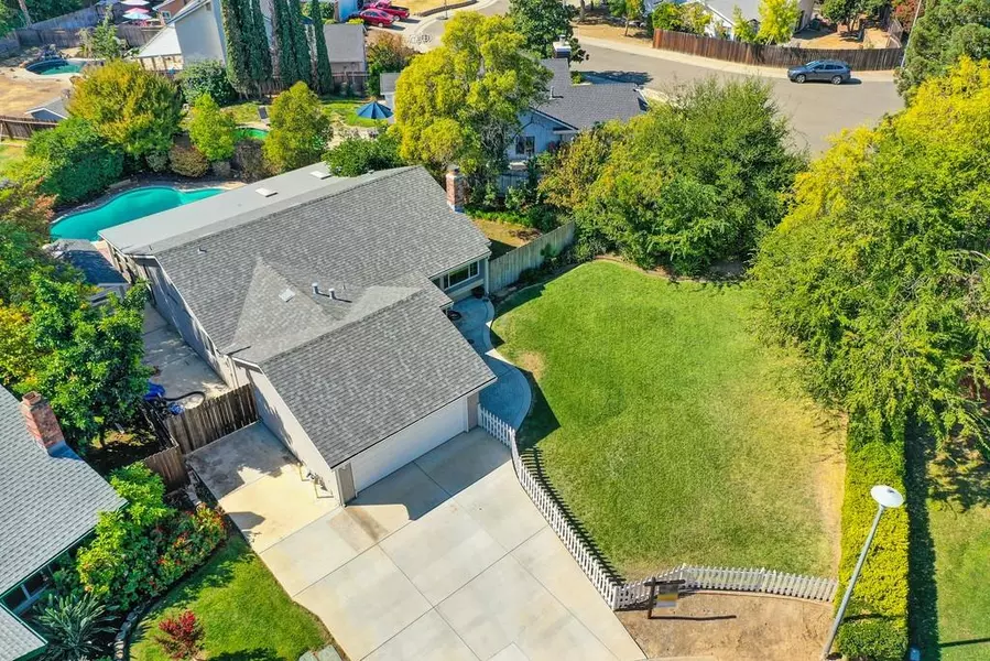 6300 Autumn Oak CT, Citrus Heights, CA 95621