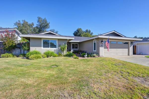 317 James DR, Roseville, CA 95678