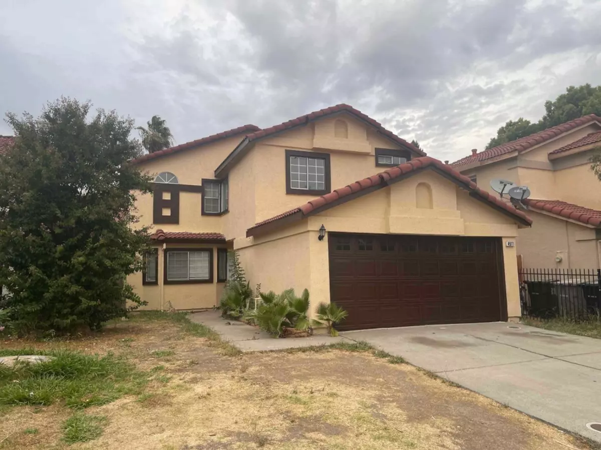 Sacramento, CA 95823,4977 Villa Royale WAY