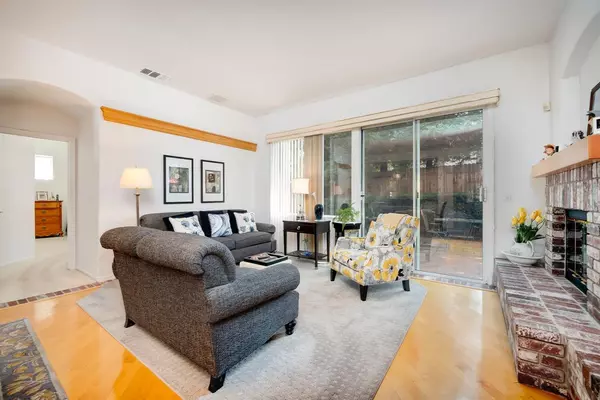 124 Montgomery Roseville, CA 95678