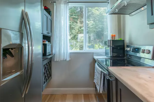 Stockton, CA 95219,8667 Mariners Dr #19