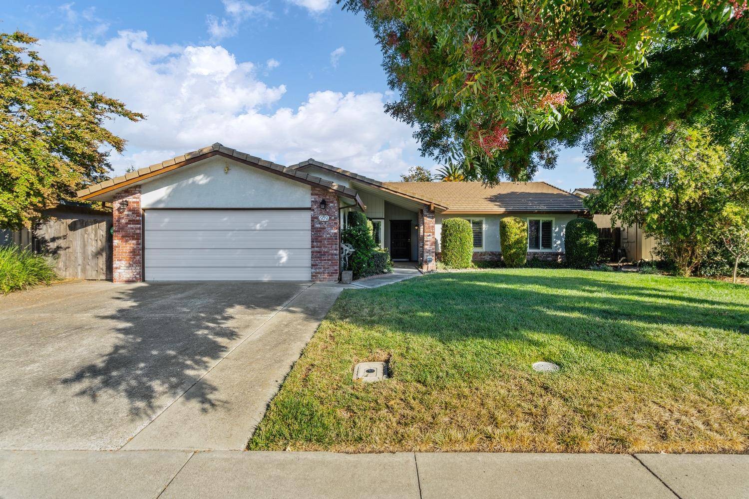 Stockton, CA 95209,959 Sunnyoak WAY