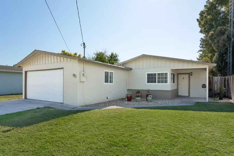 65 Louis LN, Colusa, CA 95932