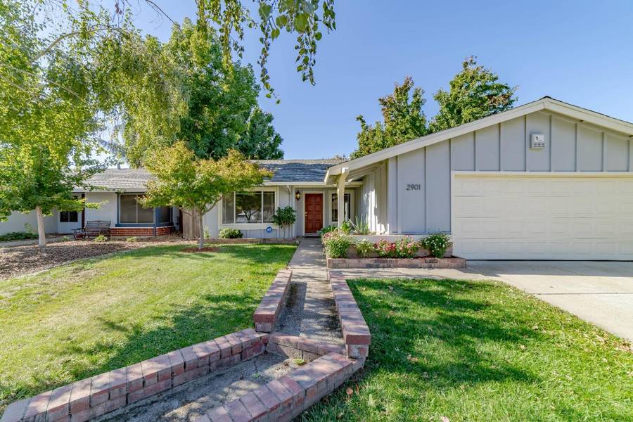 2901 Baronet WAY, Sacramento, CA 95833