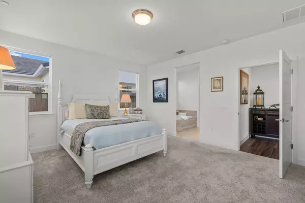 Roseville, CA 95747,4880 Peace Lily LN