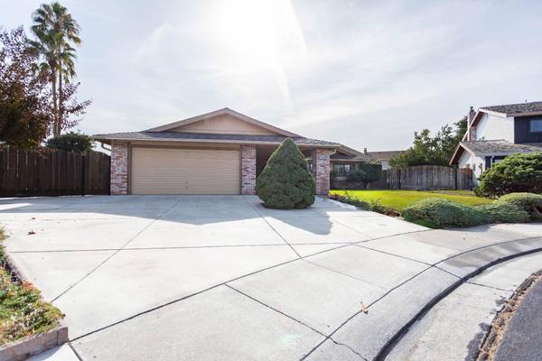 1418 Chadwick PL, Manteca, CA 95336