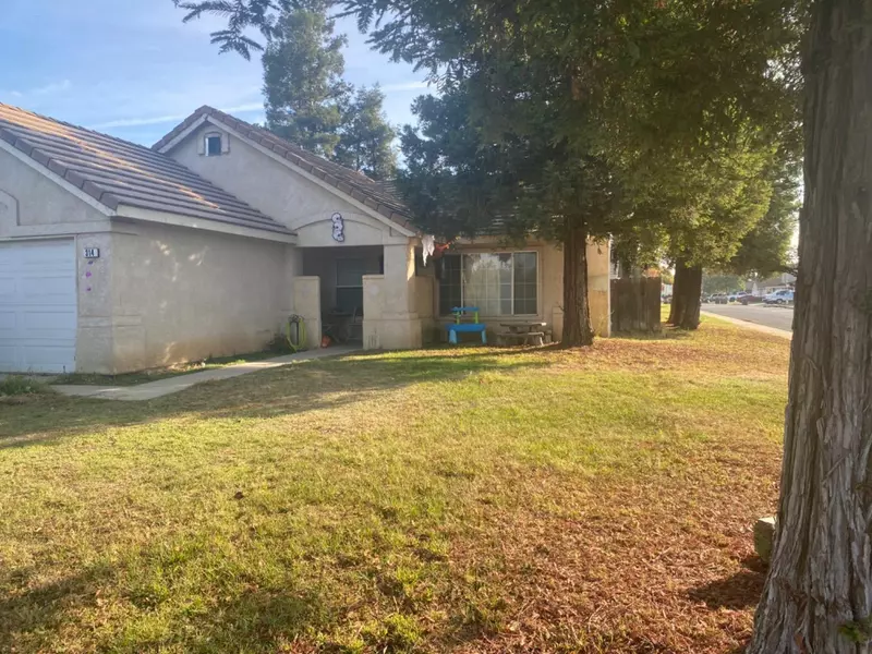 314 S Reinway AVE, Waterford, CA 95386