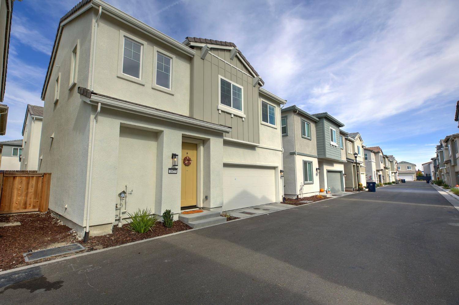 Sacramento, CA 95834,1655 Pagoda LN