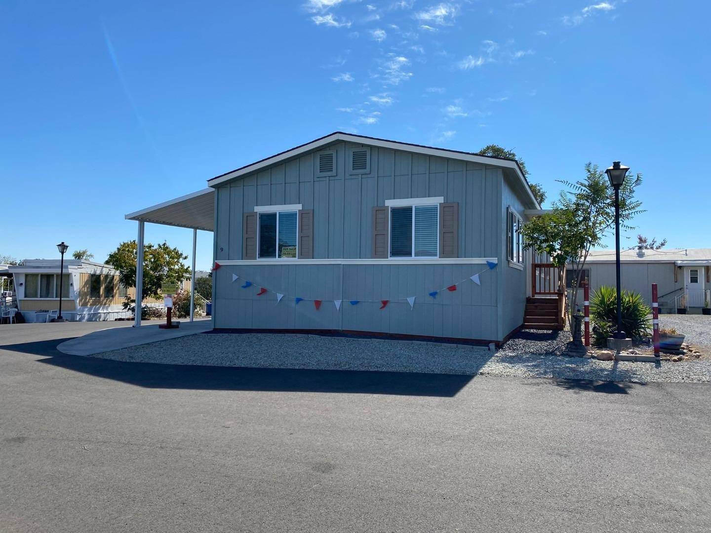 Redding, CA 96001,11037 Erickson Way #9