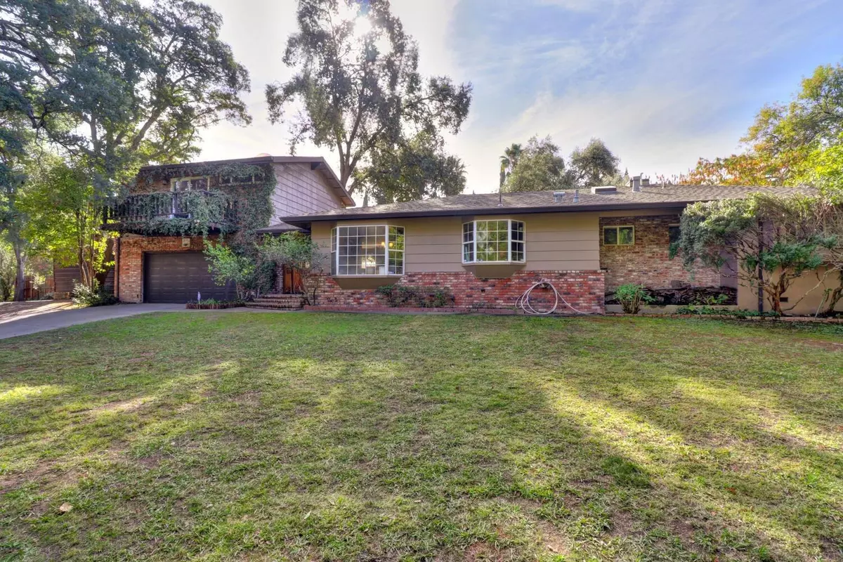 Sacramento, CA 95841,5335 Hackberry LN