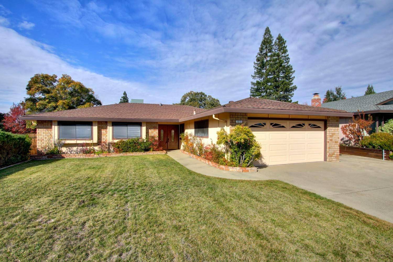 1515 Mallard LN, Roseville, CA 95661
