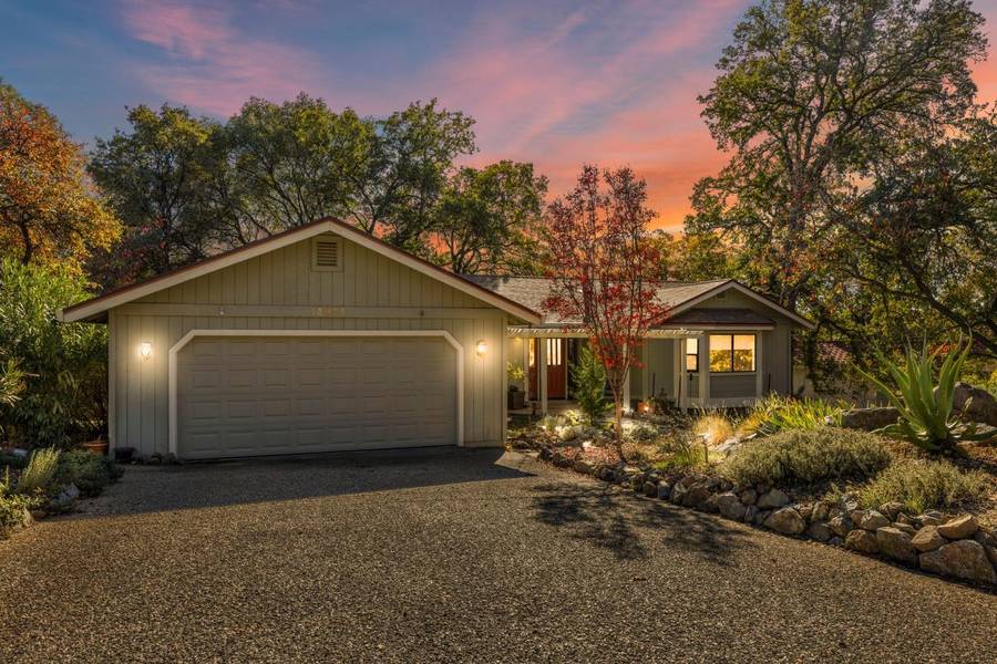 13975 Sun Forest DR, Penn Valley, CA 95946